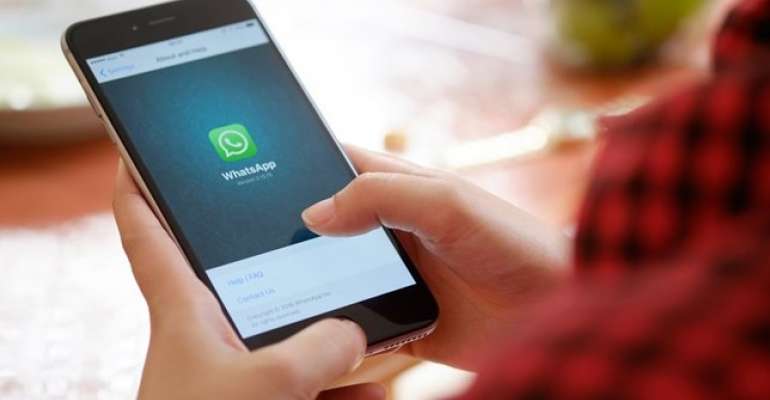 Aplicativo WhatsApp tem bloqueio de acesso por touch ID e Face ID
